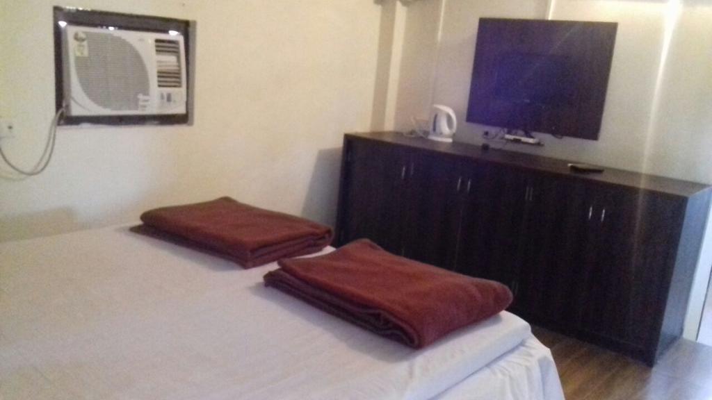 ปุษกร ฤศาลา รีสอร์ต Hotel พุชการ์ ภายนอก รูปภาพ